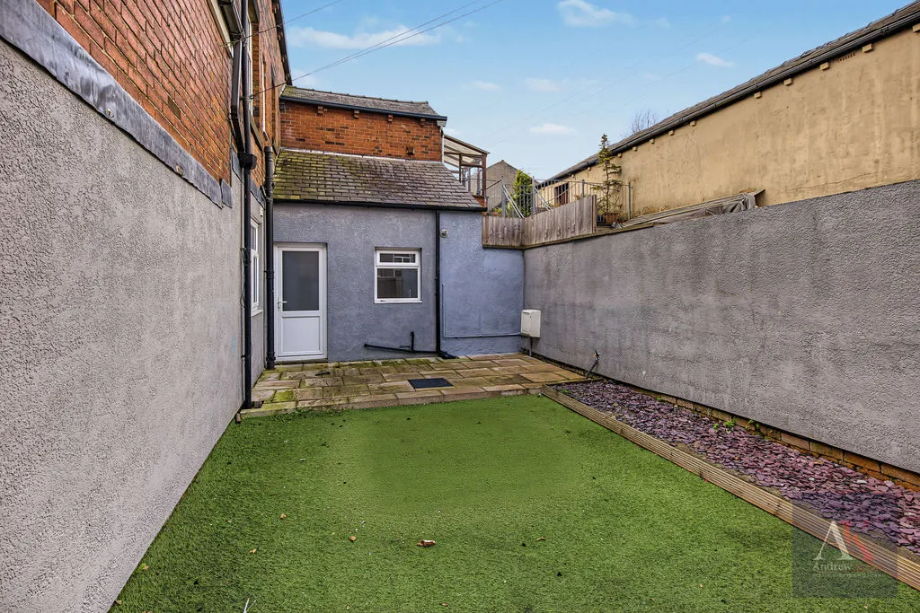 Featherstall Road, Littleborough, OL15, photo 14