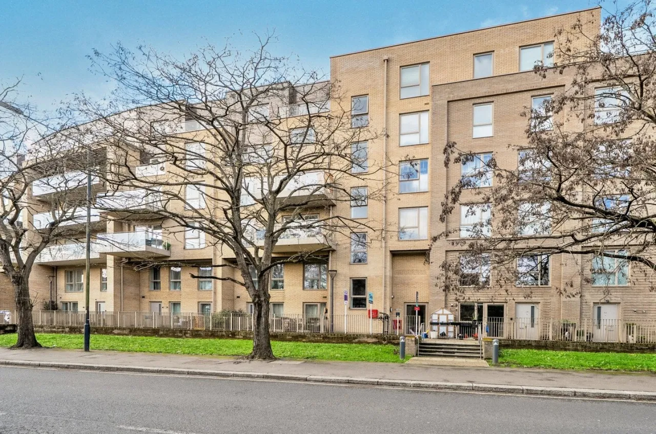 Winchelsea Road, London, NW10, photo 9