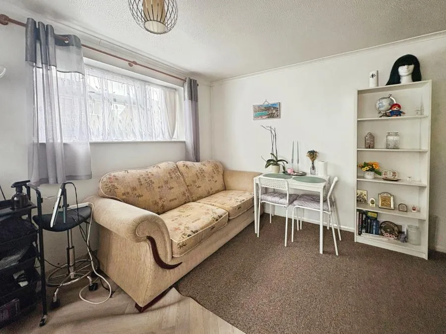 Knipton Drive, Loughborough, LE11, photo 6