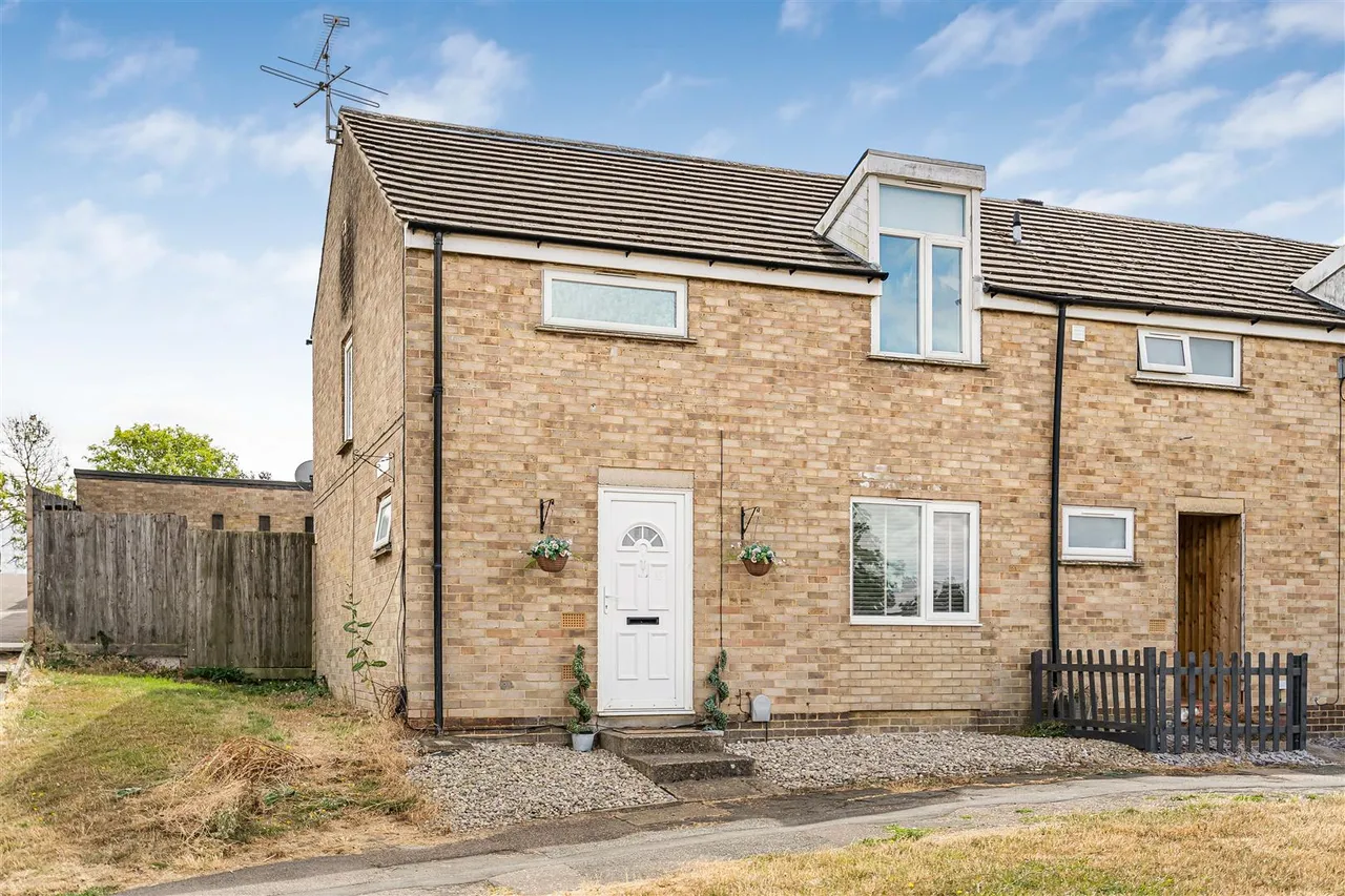 3 bed property for sale, Linton Place, Haverhill, CB9