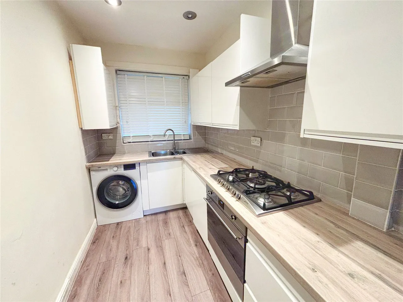 Rochdale Road, Blackley, M9, photo 6