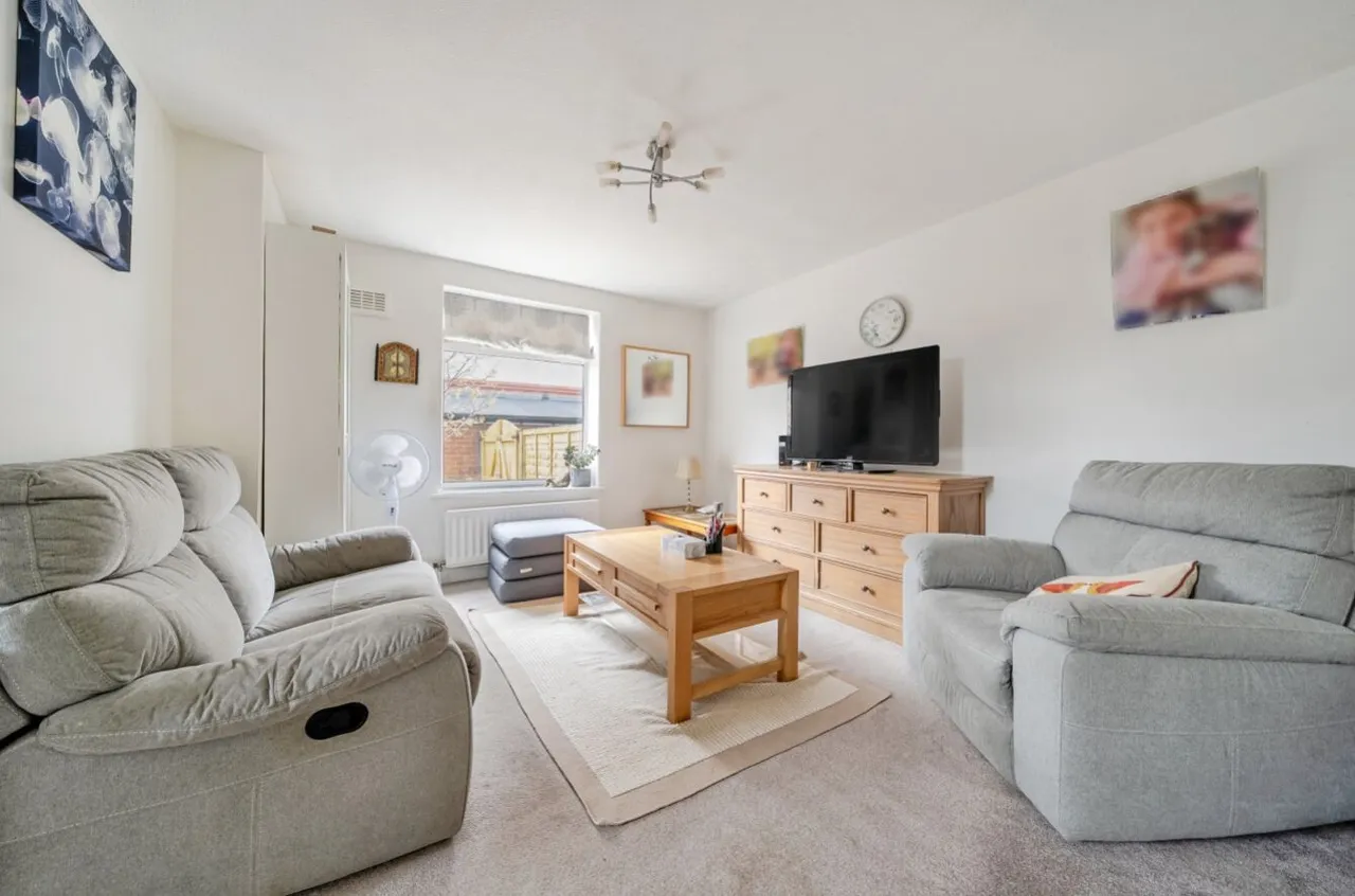 Woodside, Harrogate, HG1, photo 2