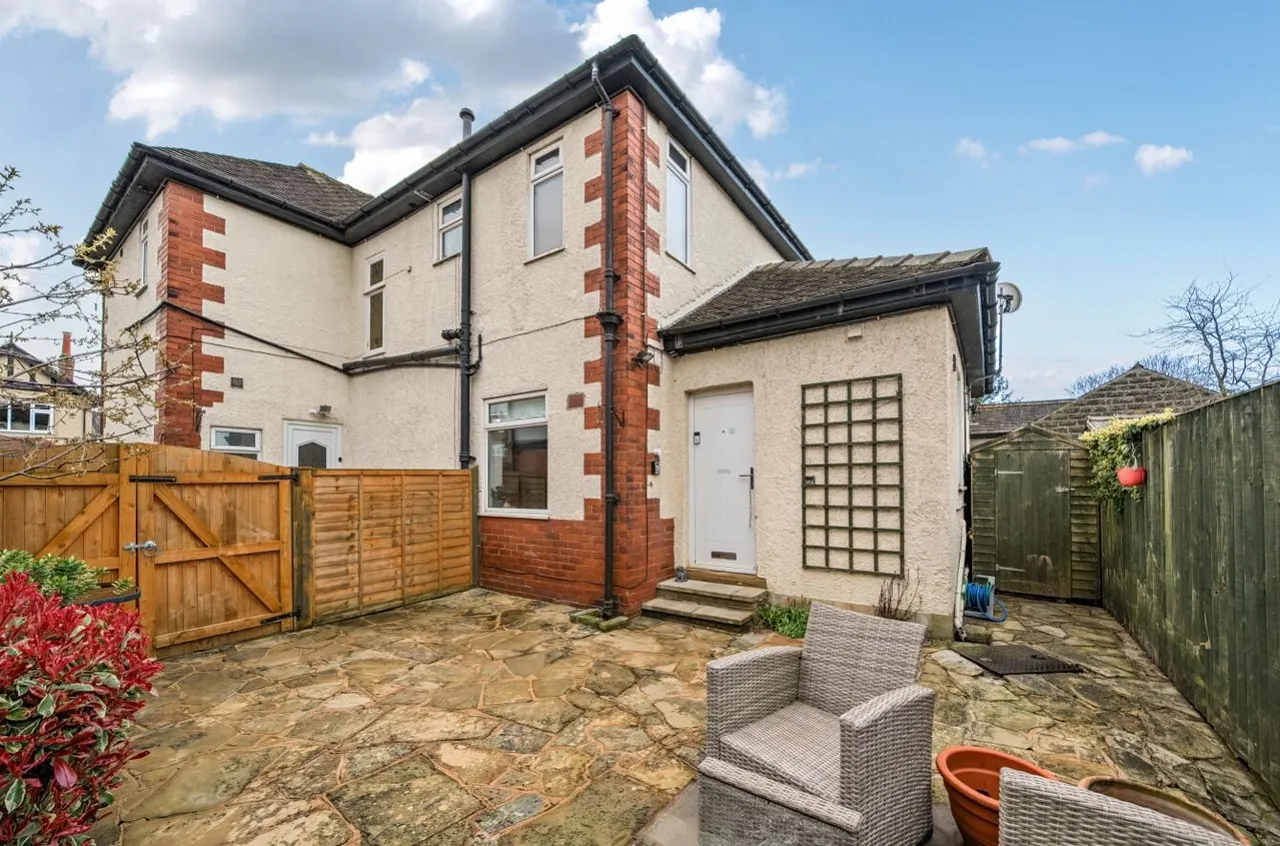 Woodside, Harrogate, HG1, photo 3