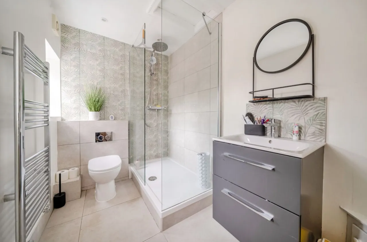 Woodside, Harrogate, HG1, photo 8