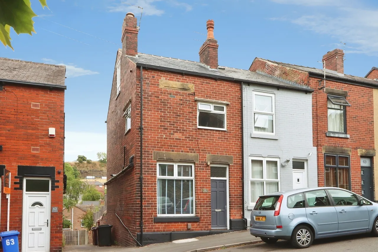 2 bed house for sale — Cartmell Road, Sheffield, S8