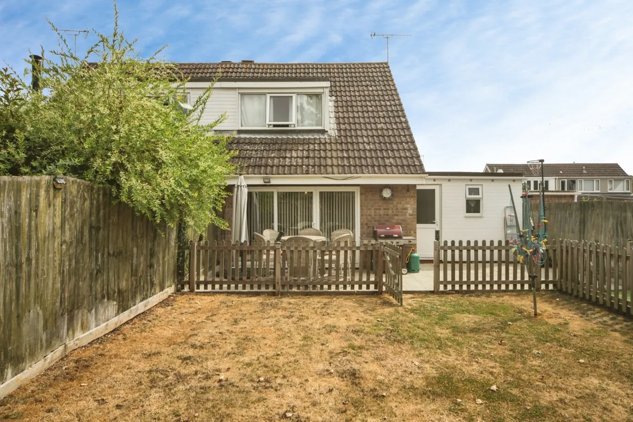 Ash Road, Onehouse, Stowmarket, Suffolk, IP14, photo 9