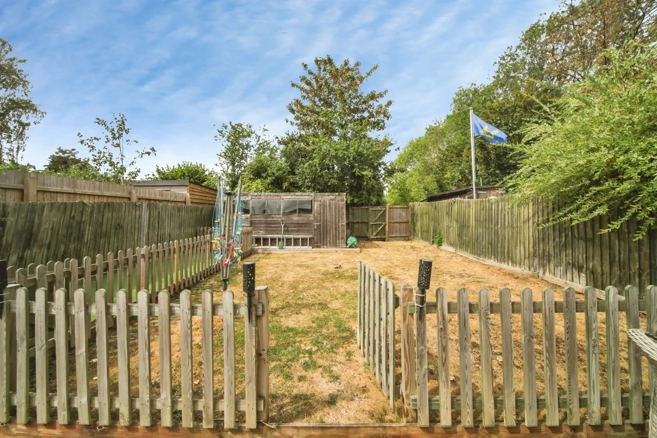 Ash Road, Onehouse, Stowmarket, Suffolk, IP14, photo 8