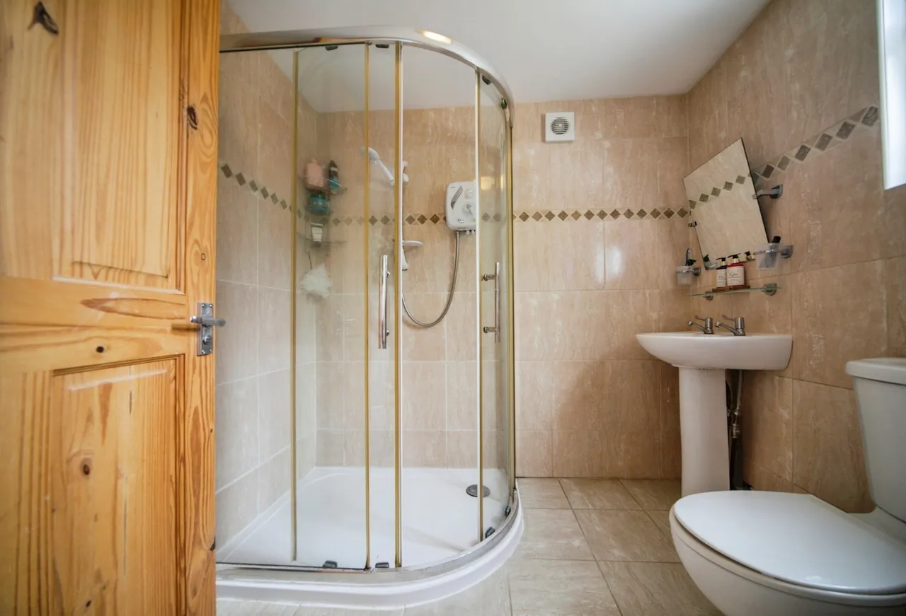 Ash Road, Onehouse, Stowmarket, Suffolk, IP14, photo 16