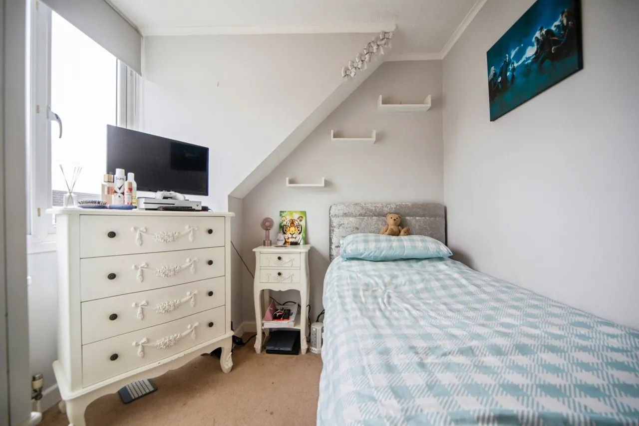 Ash Road, Onehouse, Stowmarket, Suffolk, IP14, photo 14