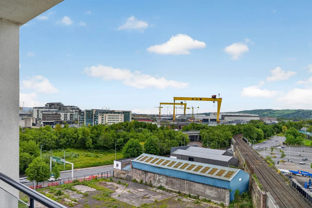 Bridge End, Belfast, BT5, photo 23