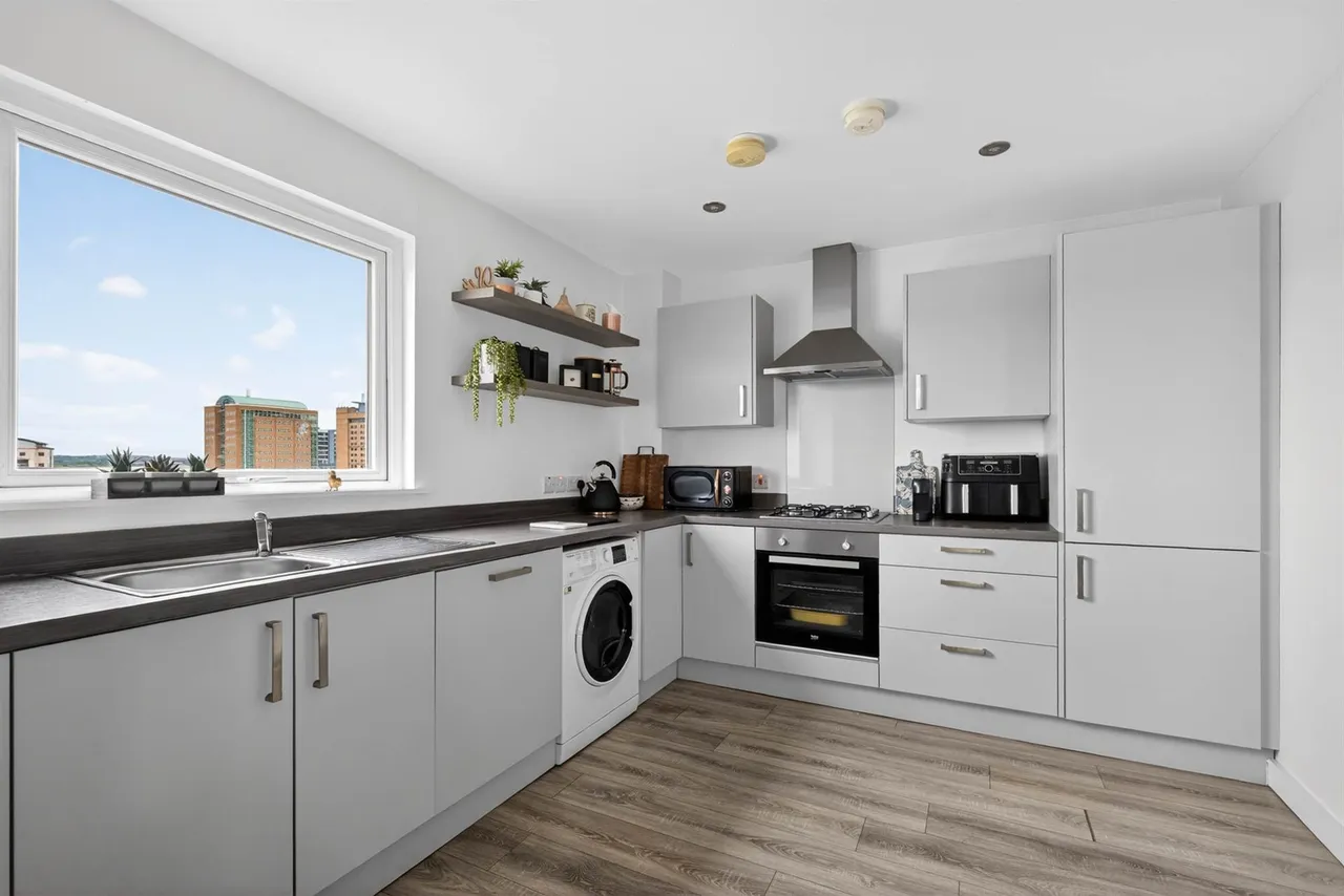Bridge End, Belfast, BT5, photo 12