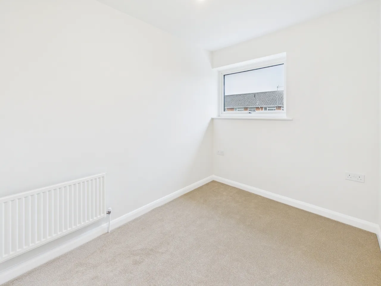 Atherstone Close, Cheltenham, GL51, photo 19