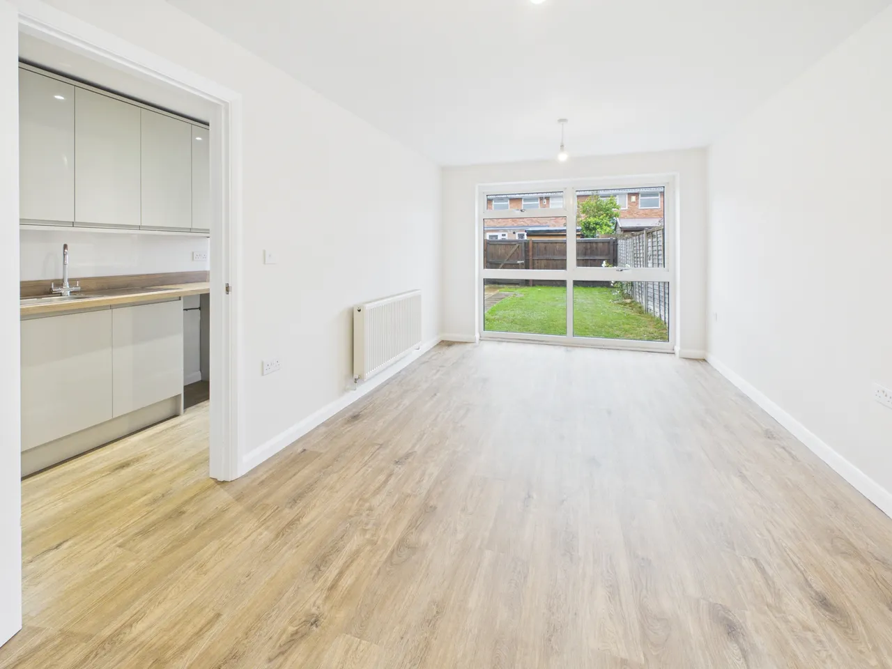 4 bed property to rent, Atherstone Close, Cheltenham, GL51