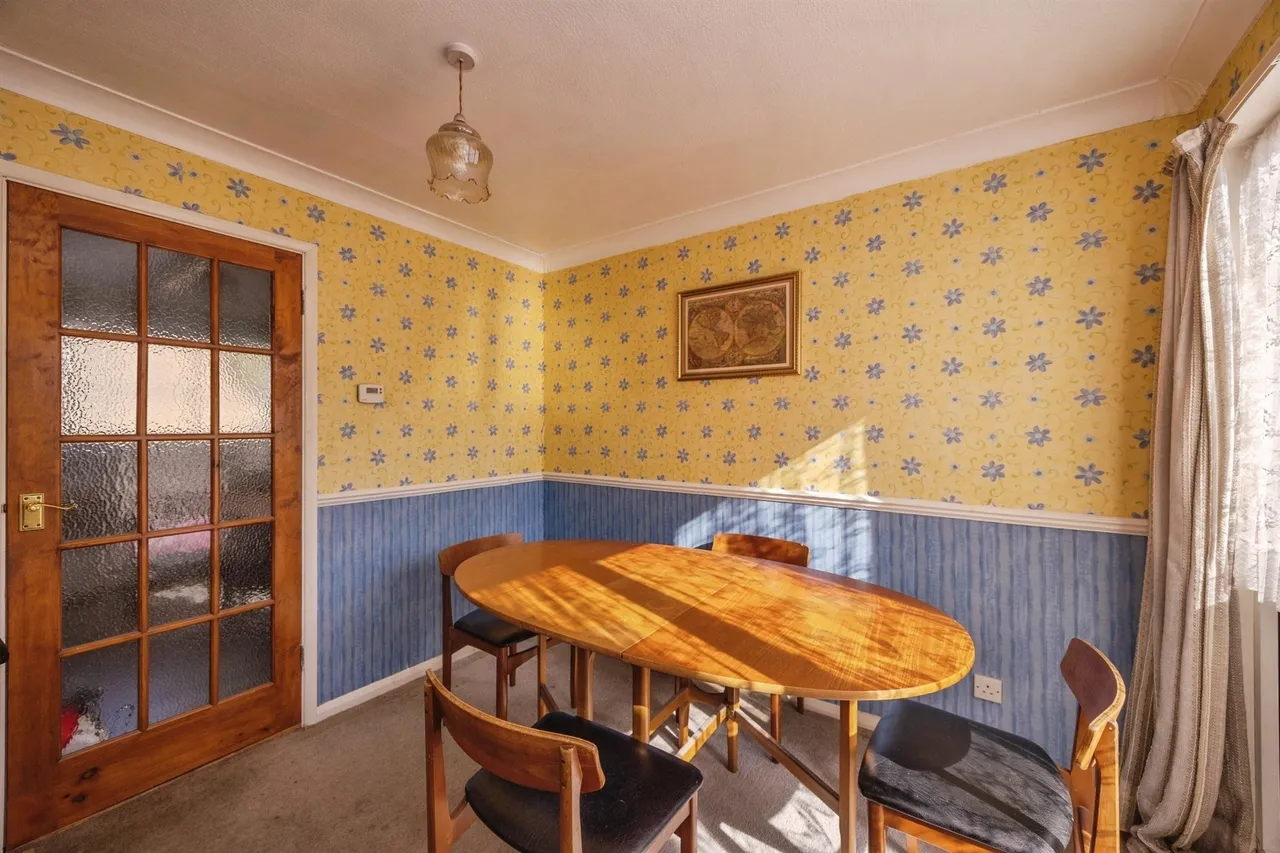 Curlew Gardens, Waterlooville, PO8, photo 4