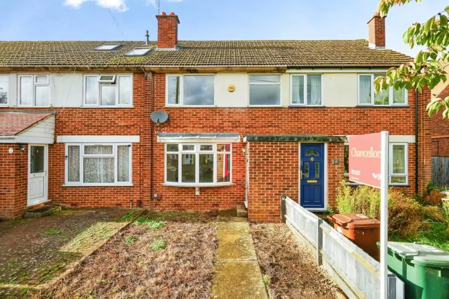 2 bed house to rent, Linden Road, Bicester, OX26