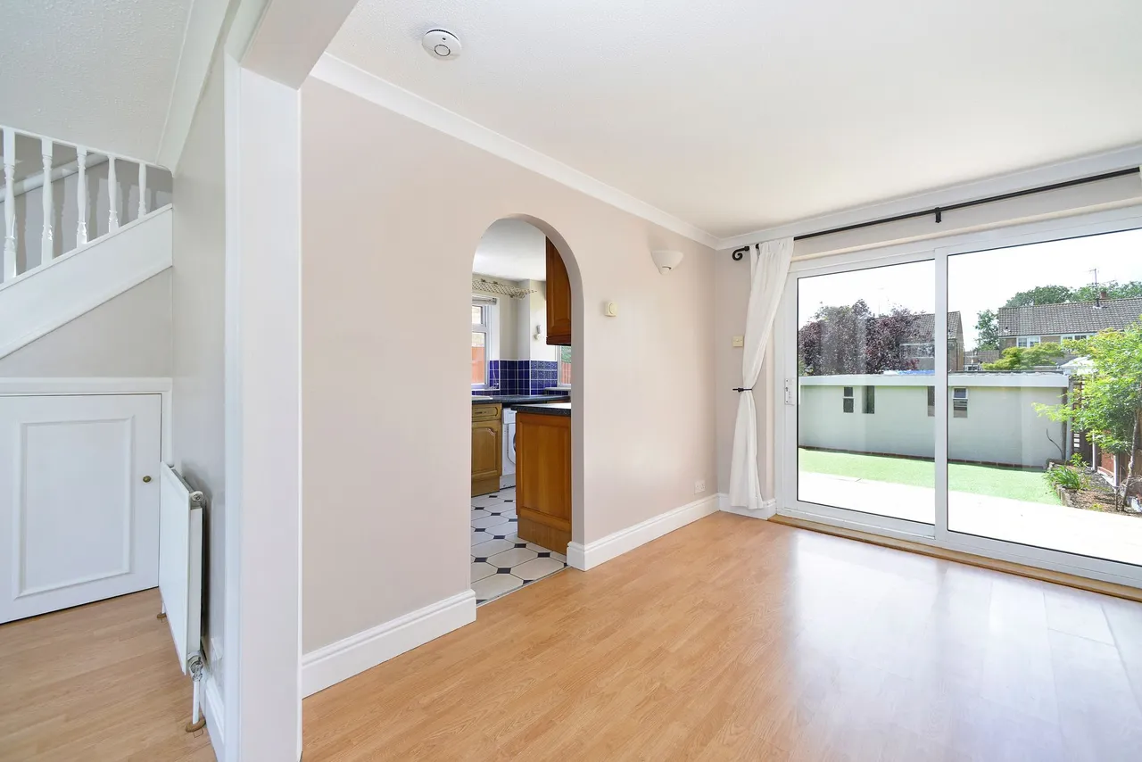 Fawley Close, Cranleigh, GU6, photo 15