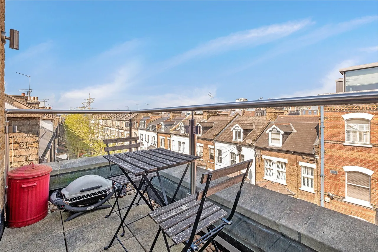 Shorrolds Road, London, SW6, photo 2