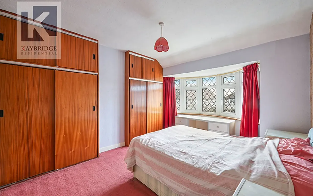 Walsingham Gardens, Epsom, KT19, photo 10