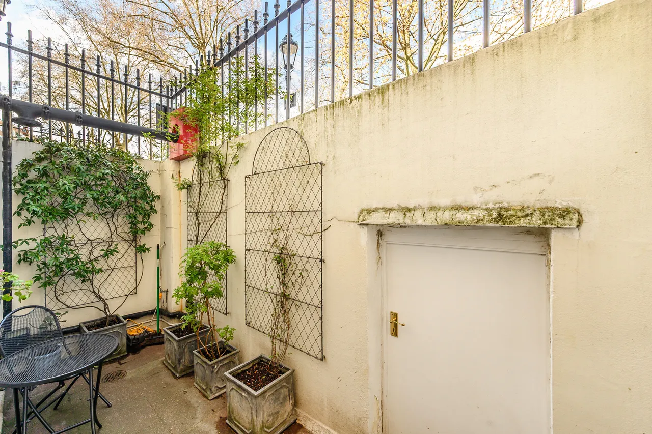 London, SW7, photo 14