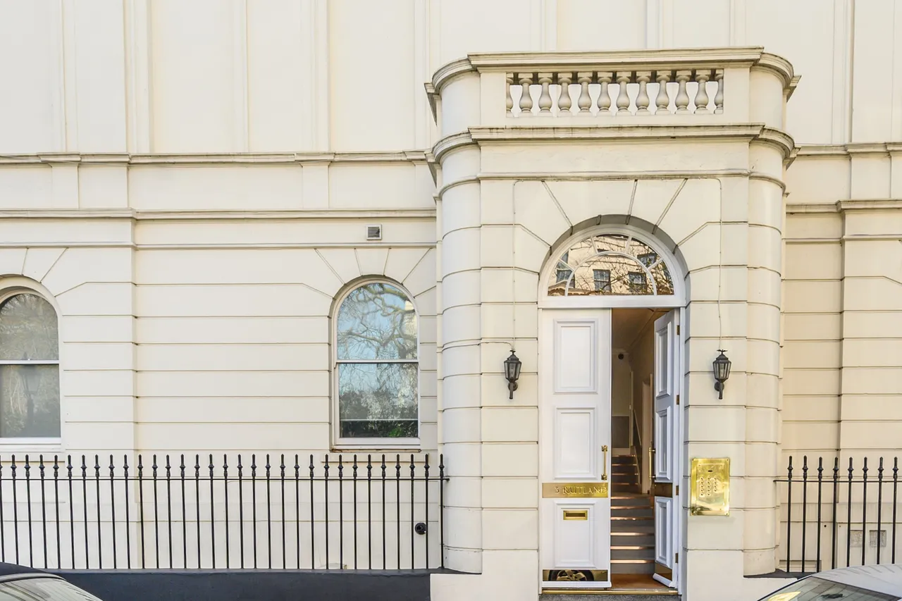 London, SW7, photo 18