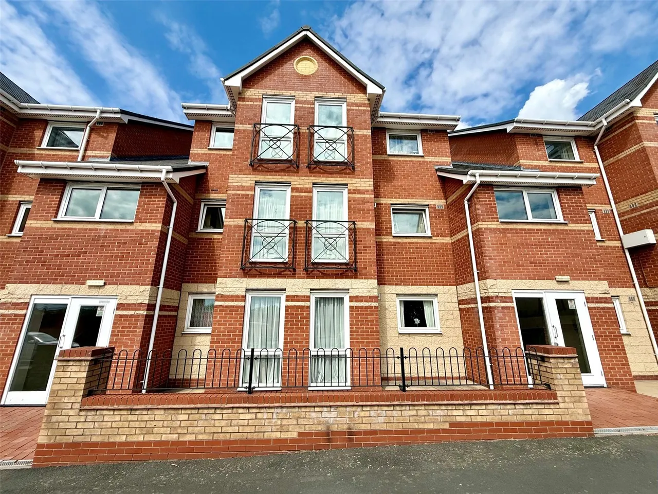 St. Michaels Close, Stourport-on-Severn, Worcestershire, DY13 8EA, photo 11