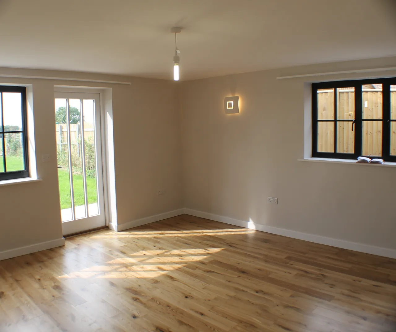 How Green Lane, Hever, Ken, TN8 7PU, photo 2