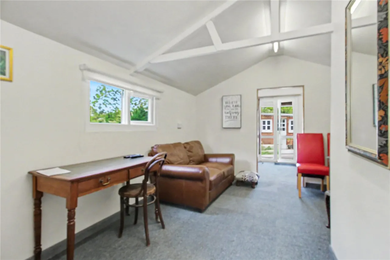 The Street, Heveningham, IP19, photo 11
