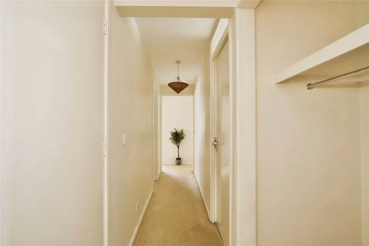 Pocklington Close, London, NW9, photo 16