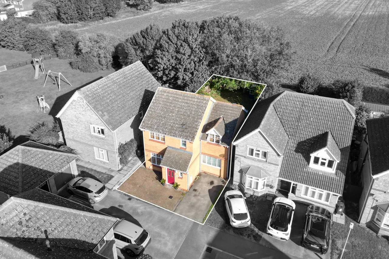 Pitfield Close, Fenstanton, PE28, photo 13