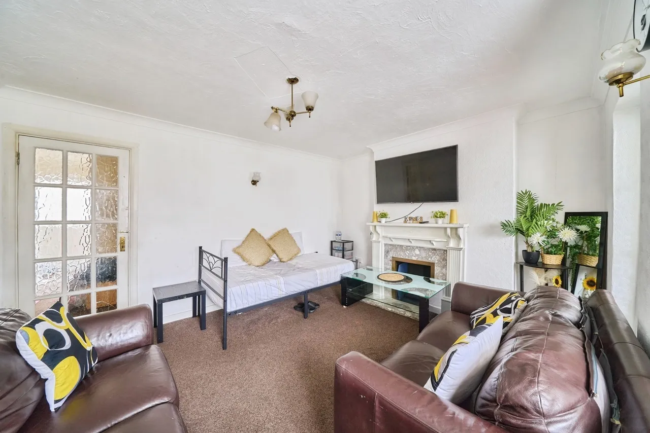 Whiting Avenue, BARKING, Essex, IG11, photo 7