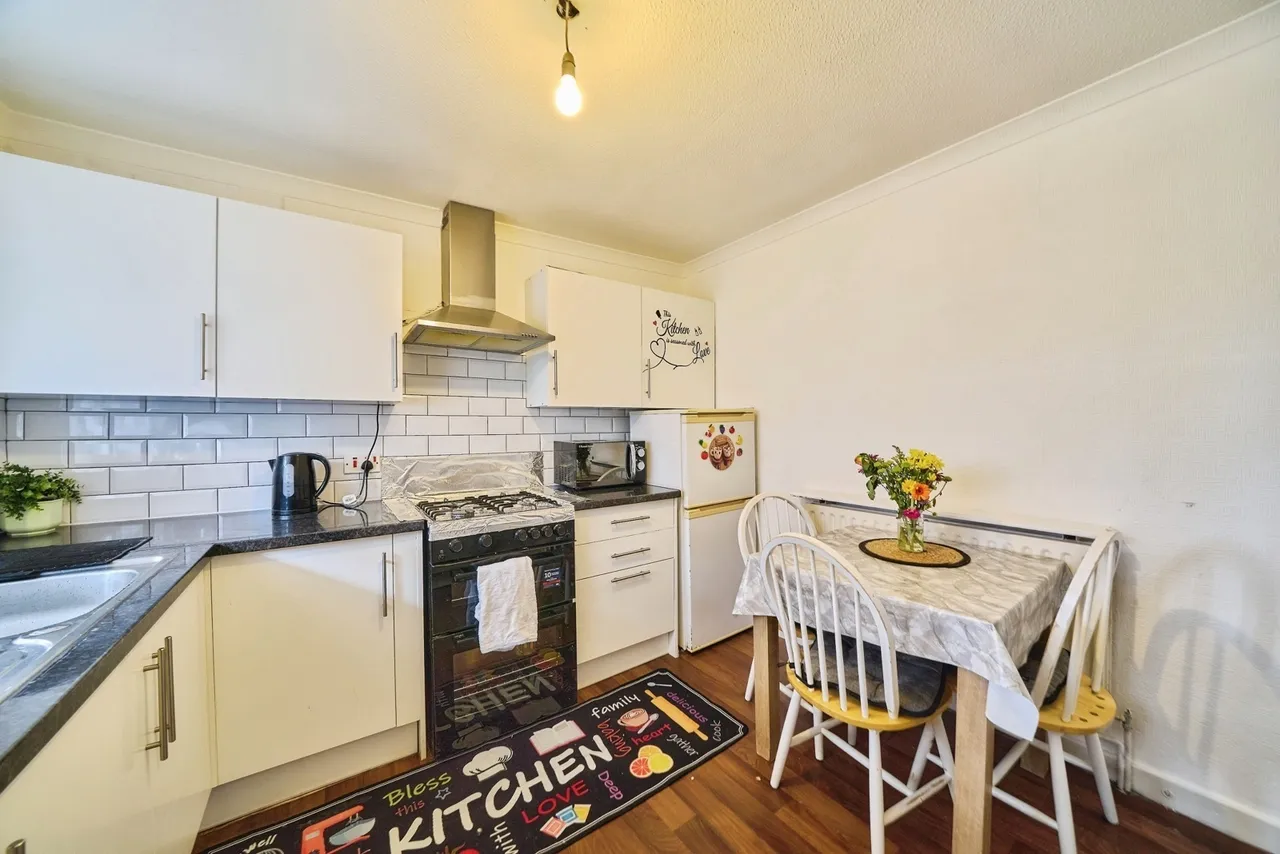 Whiting Avenue, BARKING, Essex, IG11, photo 9