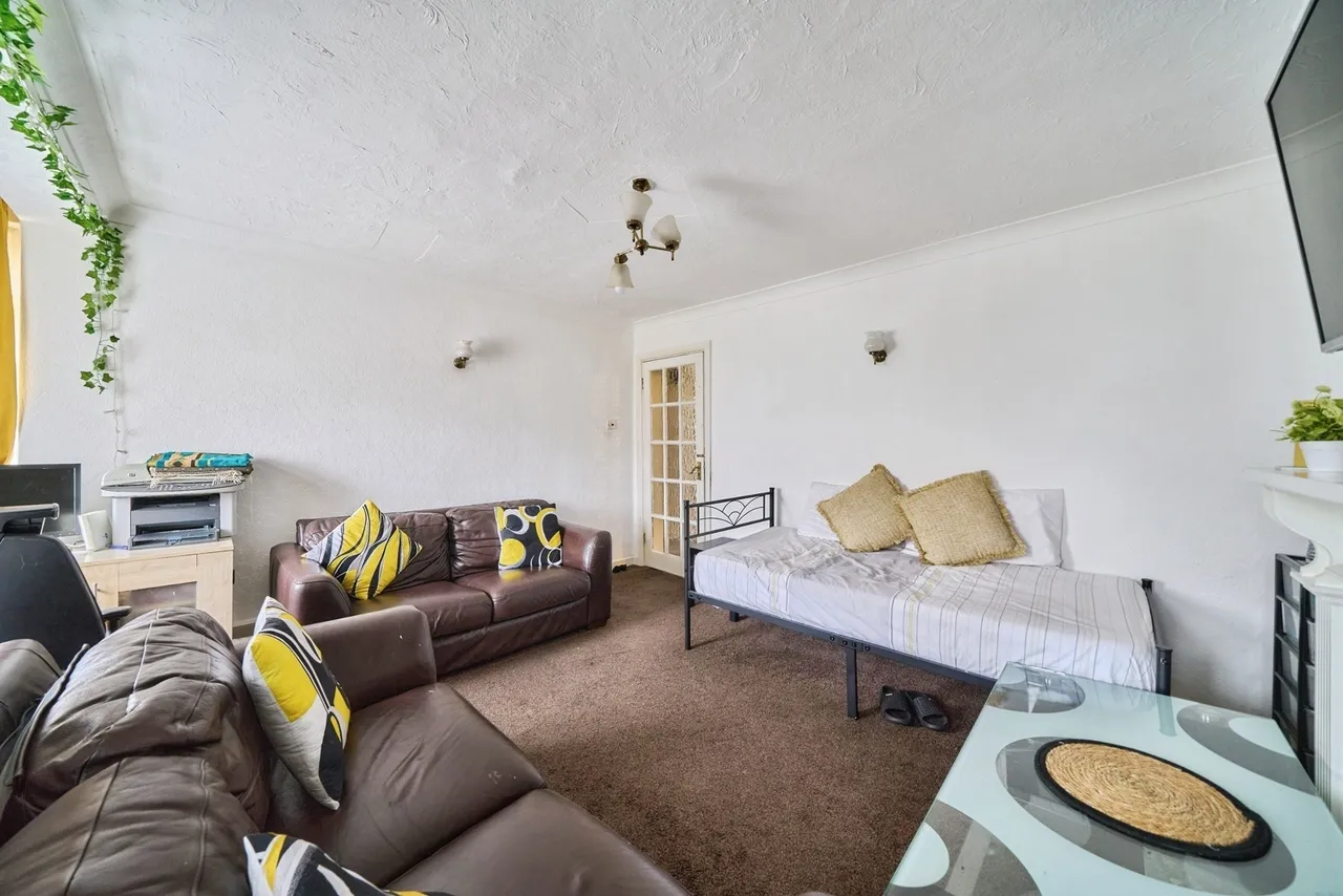 Whiting Avenue, BARKING, Essex, IG11, photo 6