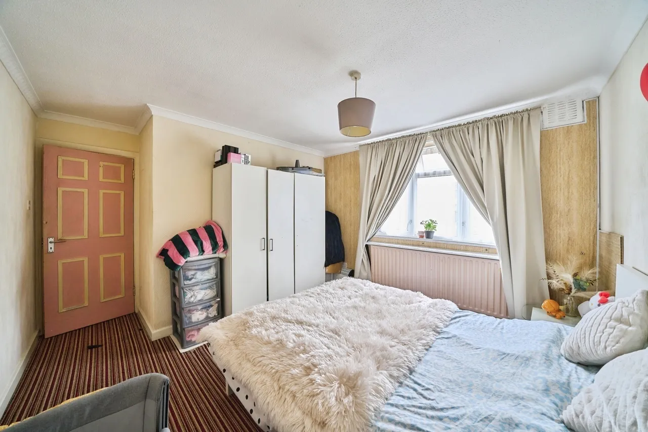 Whiting Avenue, BARKING, Essex, IG11, photo 11