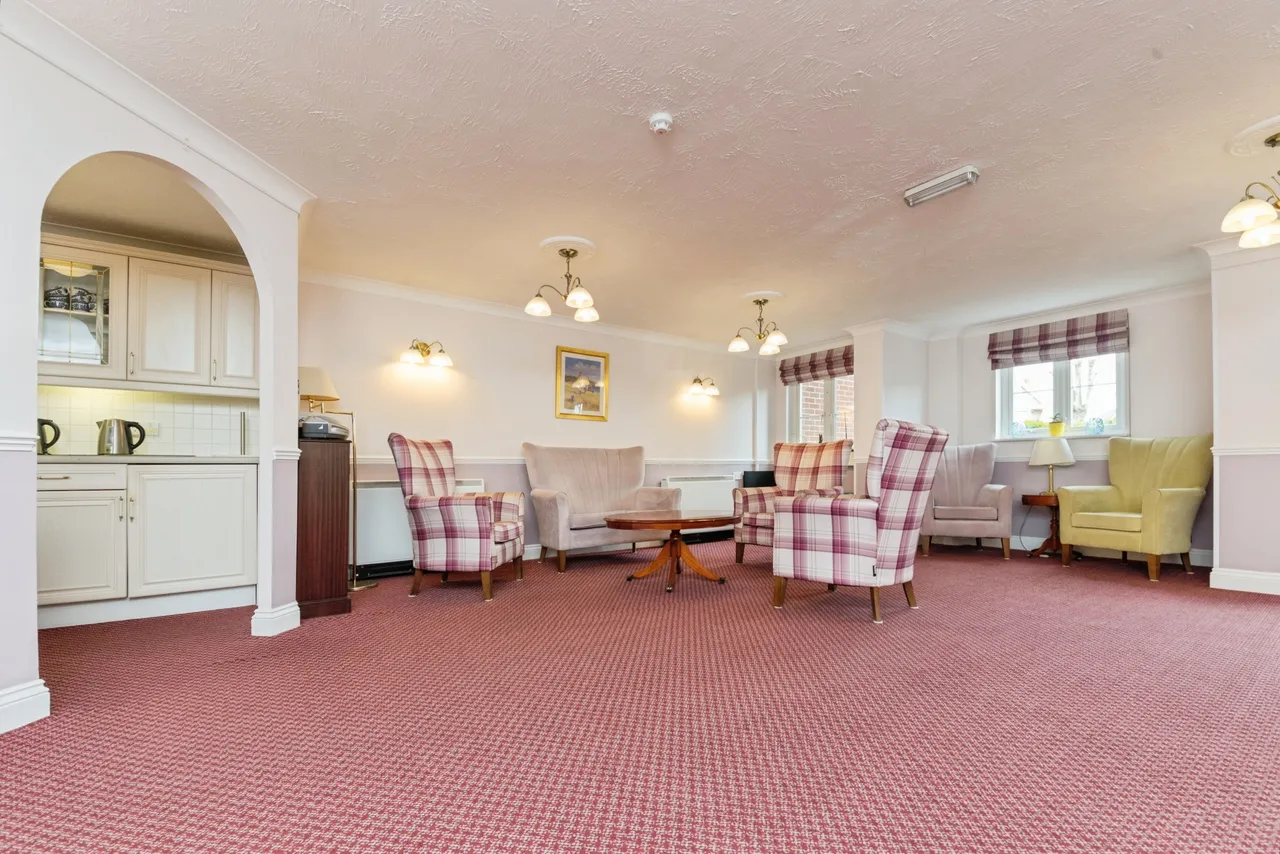 Station Road, Clacton-On-Sea, CO15, photo 16