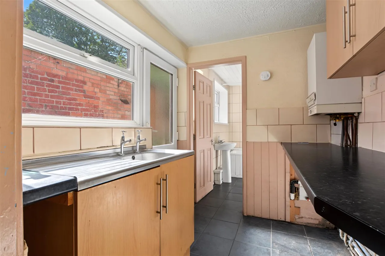 Vernon Avenue, Old Basford, NG6, photo 10
