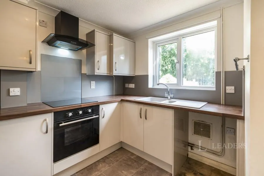 Parkview Cavendish Road, Clare, CO10, photo 4