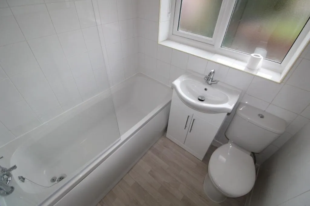 Shelley Road, Ashton on Ribble, PR2, photo 5