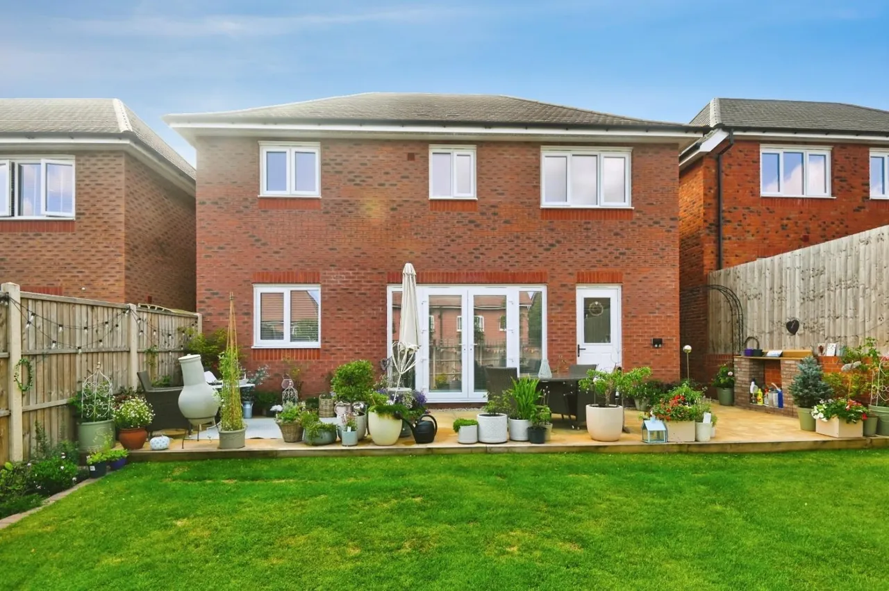 Lapley Avenue, Tamworth, B77, photo 27