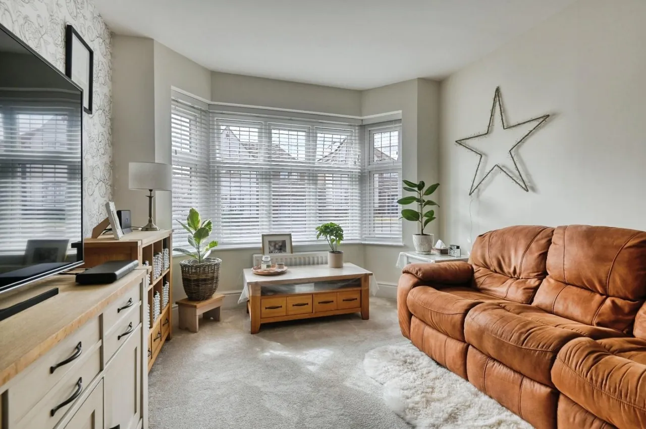 Lapley Avenue, Tamworth, B77, photo 6
