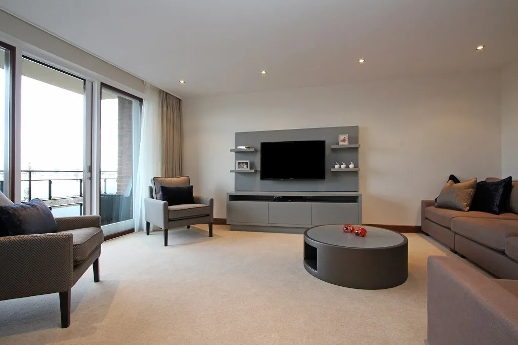 2 bed flat to rent, Ennismore Gardens, London, SW7
