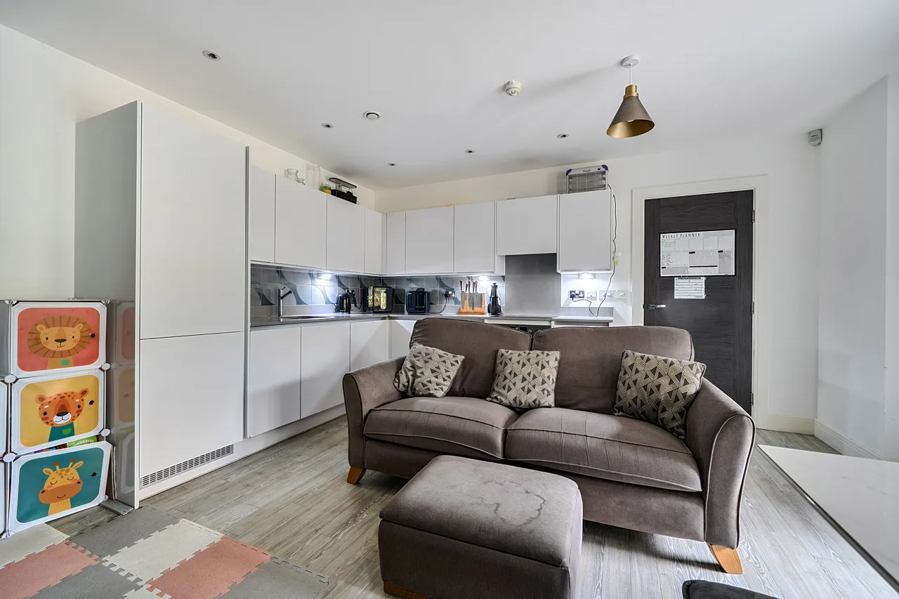 Isleworth, TW7, photo 13