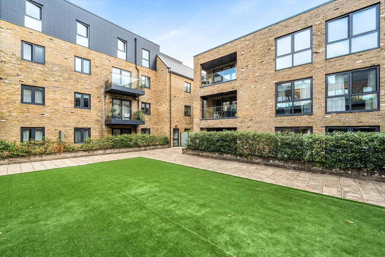 Isleworth, TW7, photo 25