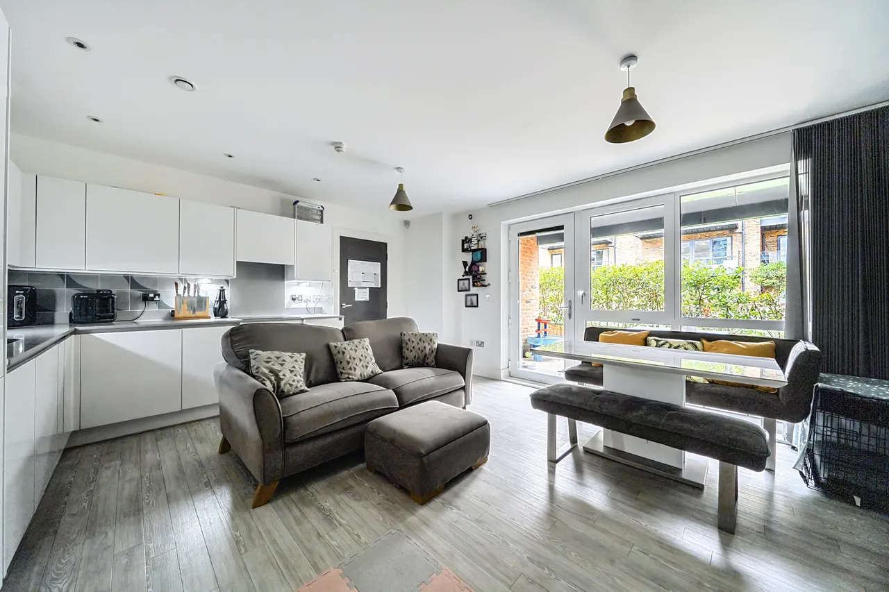 Isleworth, TW7, photo 30
