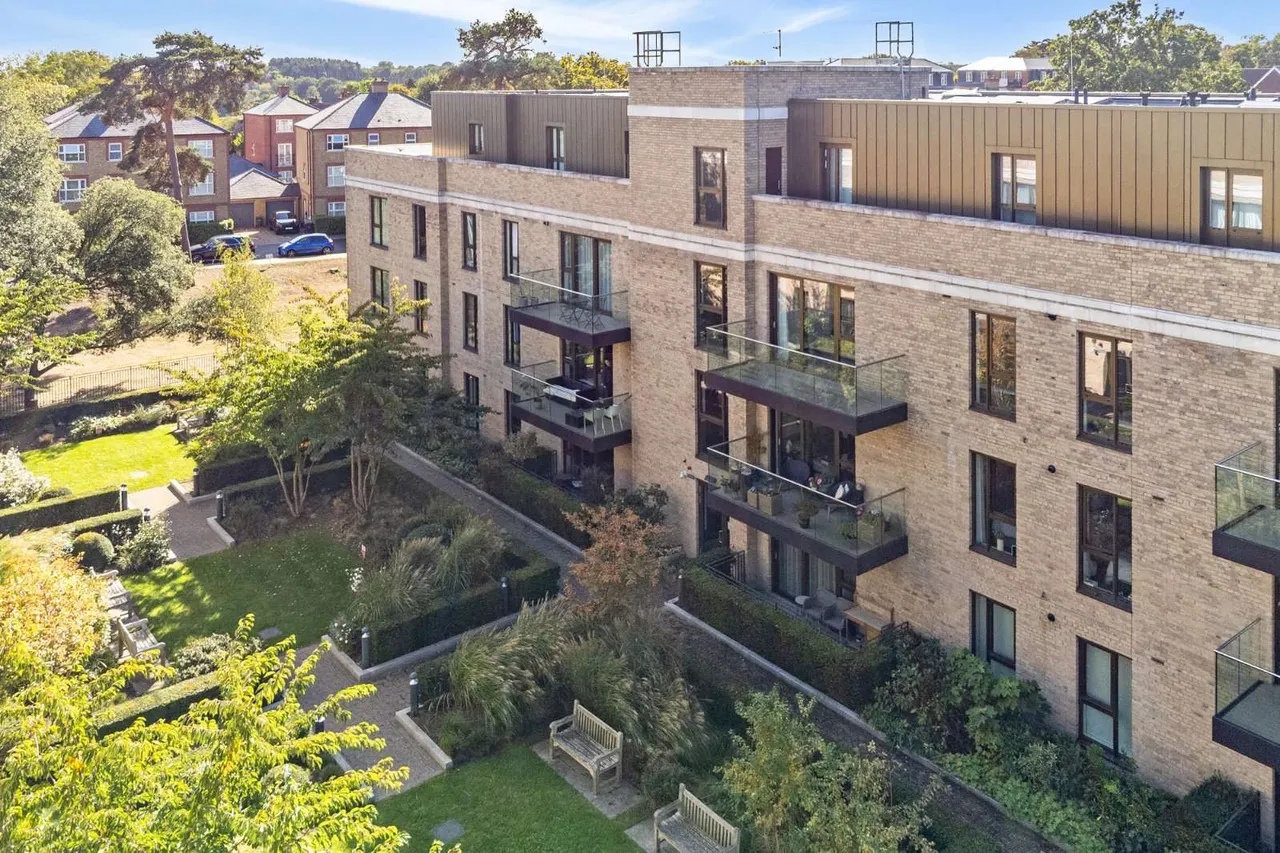Daffodil Crescent, Barnet, EN4, photo 15