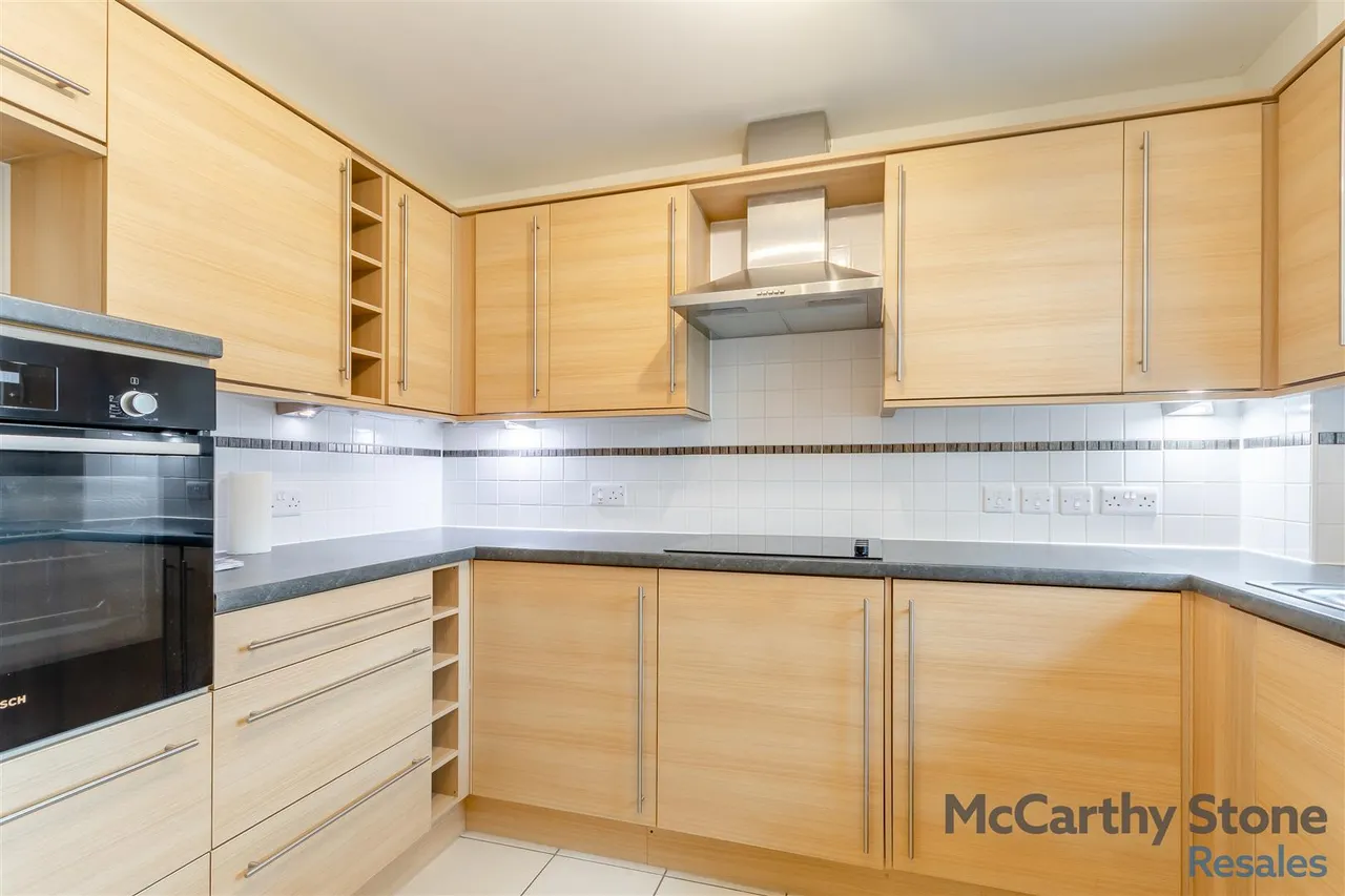 St. Georges Road, Cheltenham, GL50, photo 4