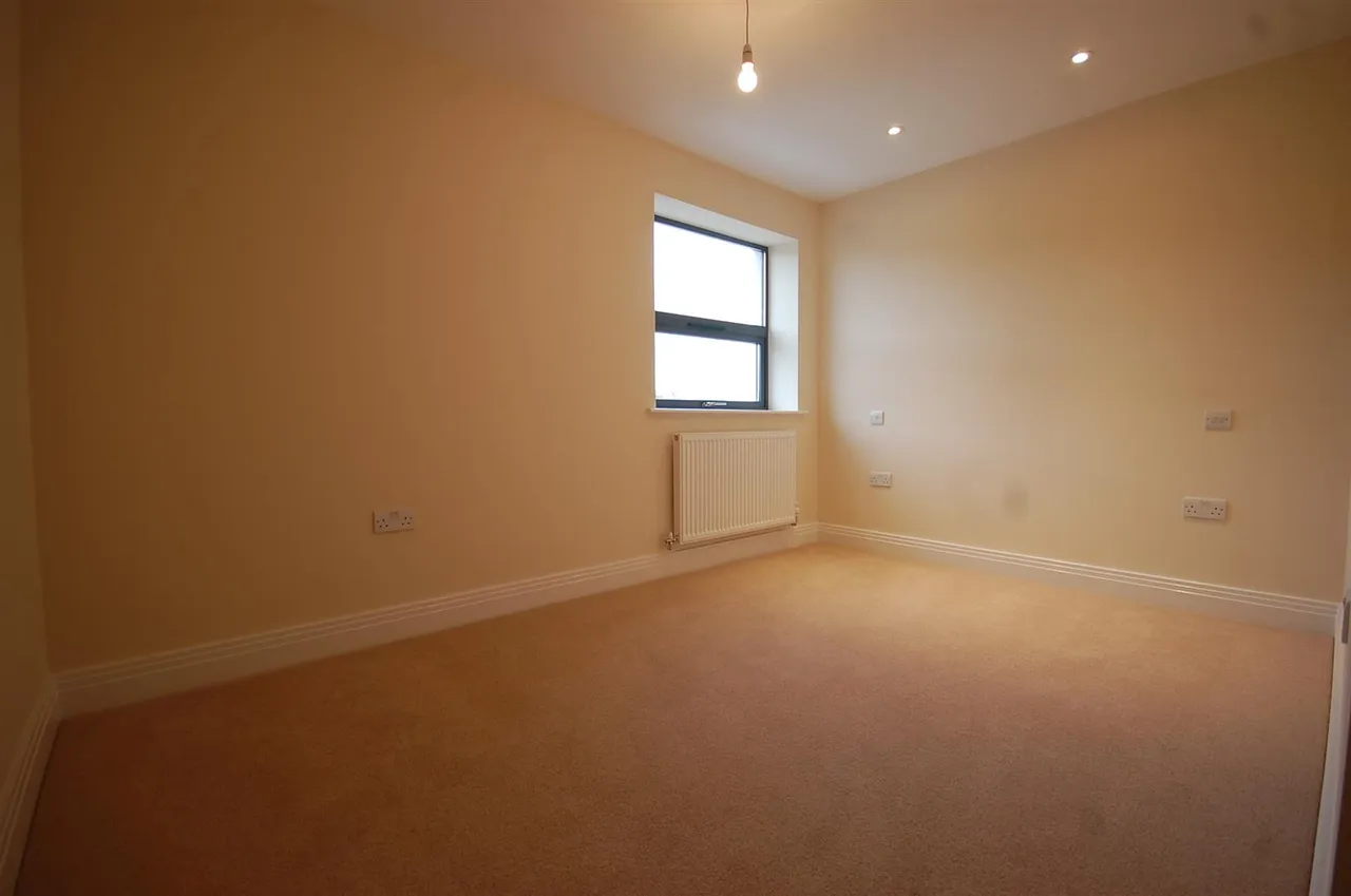 Garden Court, 70 Station Road, West Drayton, UB7 7FA, photo 5