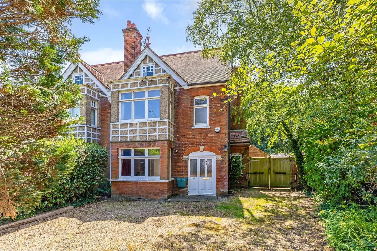 5 bed house for sale — Little Marlow Road, Marlow, Buckinghamshire, SL7 1HX