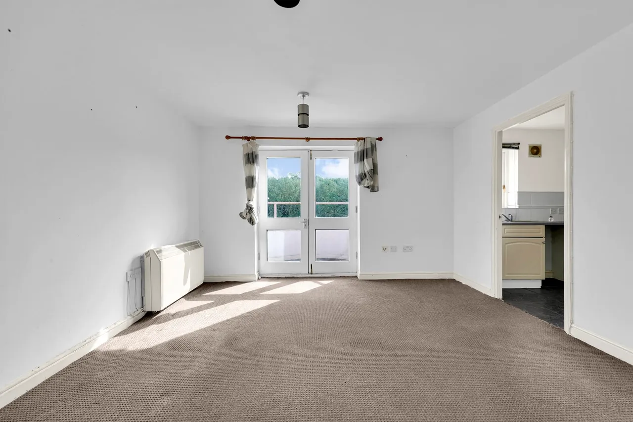 43 Albatross Close, Beckton, London, E6 5NX, photo 2