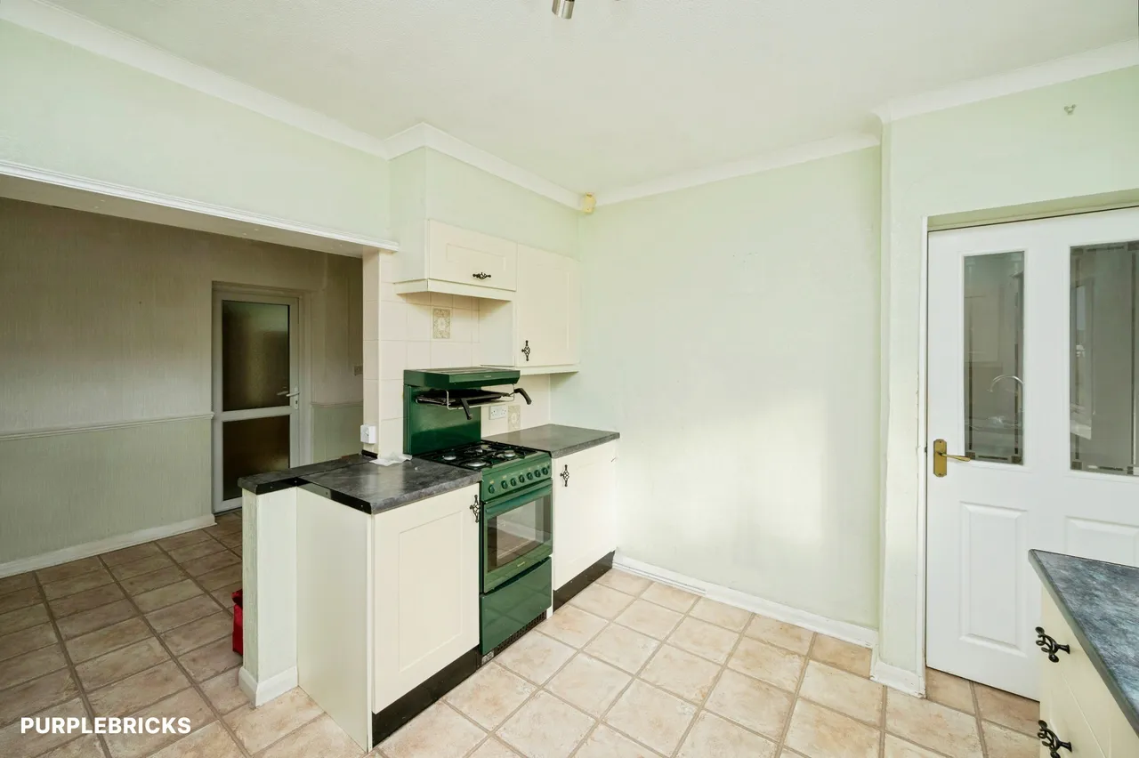 St. Leonards Place, Alfreton, DE55, photo 8