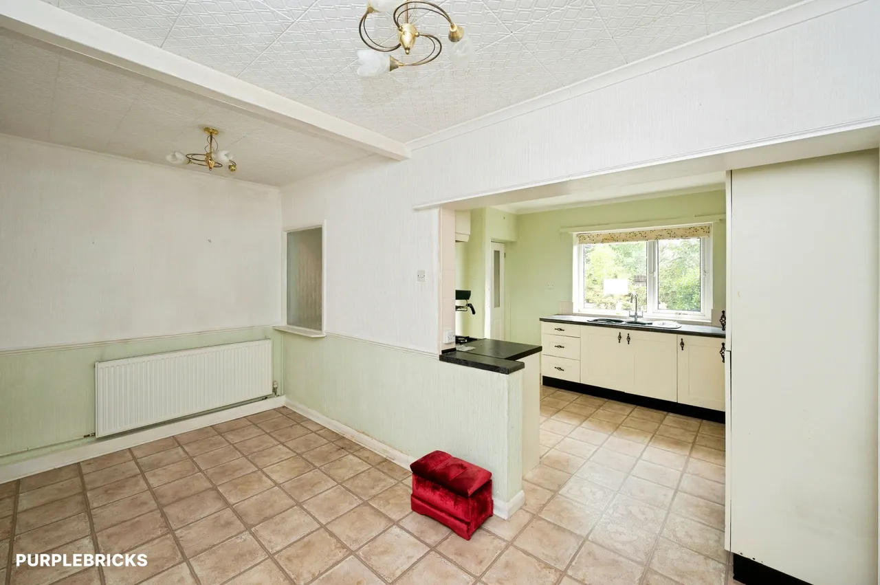 St. Leonards Place, Alfreton, DE55, photo 15